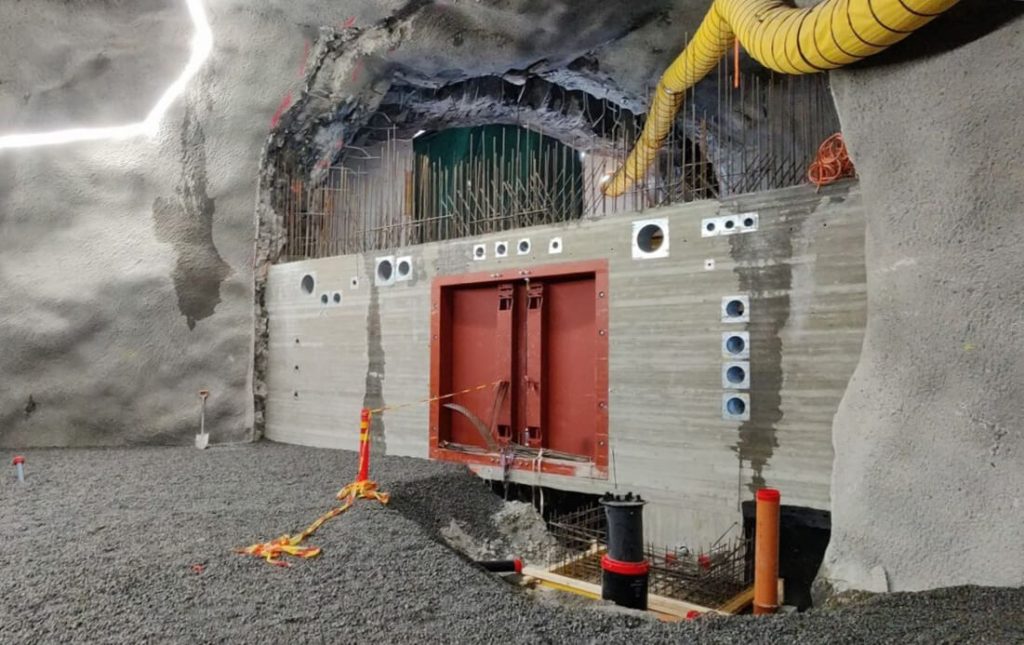 Construction abri de protection cicile en Finlande